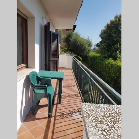 Lovely Little Flat At 5min Walking To The * Padenghe sul Garda